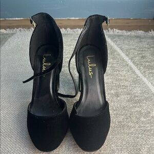 Lulu's Black Block Heels